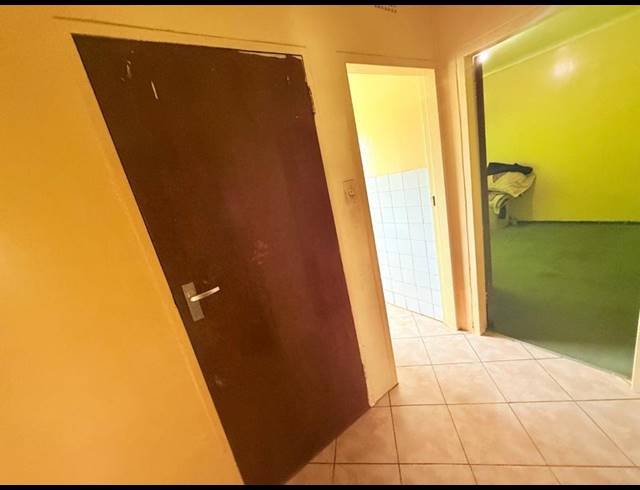 2 BEDROOM HOUSE FOR SALE IN VANDERBIJLPARK CW 6